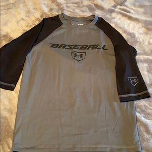 Boys Under Armour quarter sleeve baseball top
